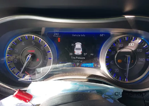 2015 Chrysler 300 Limited из США, поврежденный, VIN 2C3CCAAG0FH853691